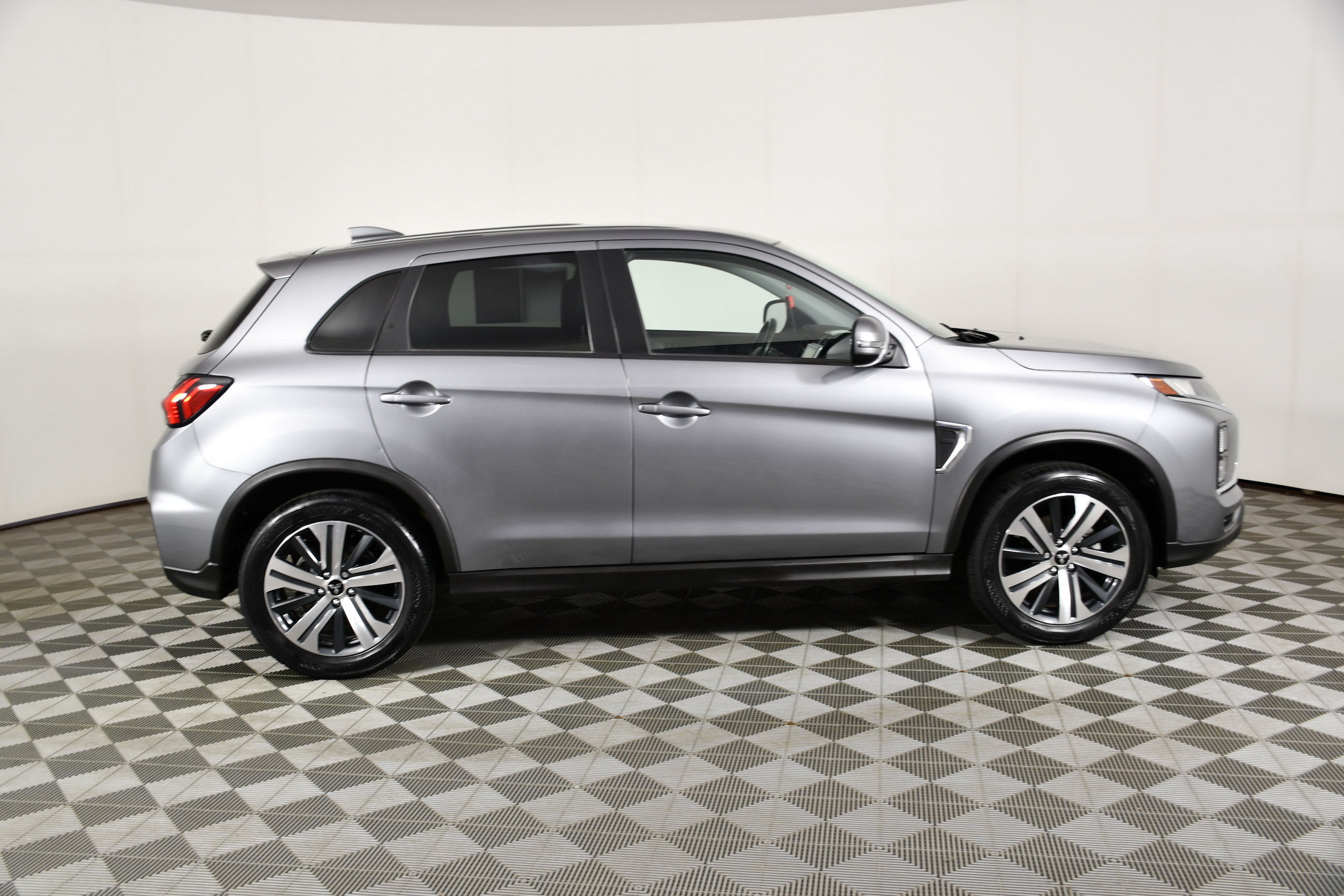 Used 2022 Mitsubishi Outlander Sport SE AWD/4WD image 5