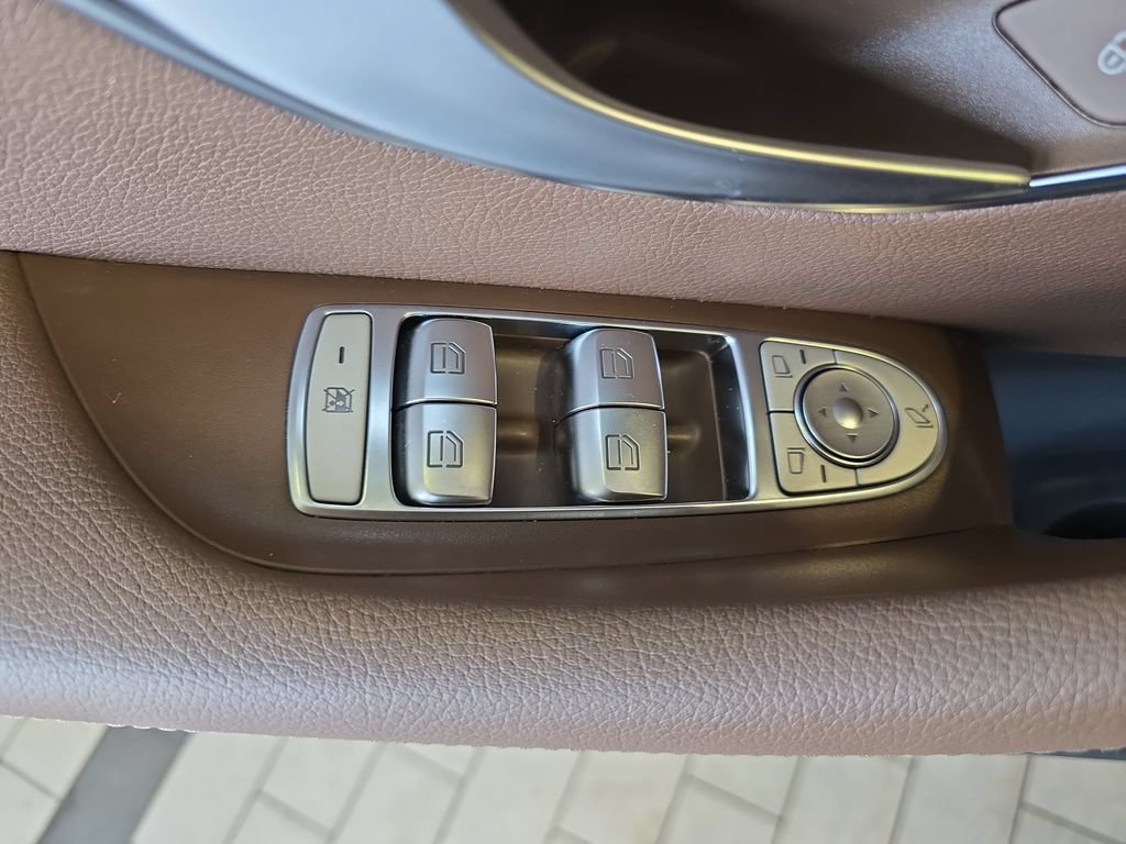 Certified 2023 Mercedes-Benz E 350 4MATIC Sedan image 31