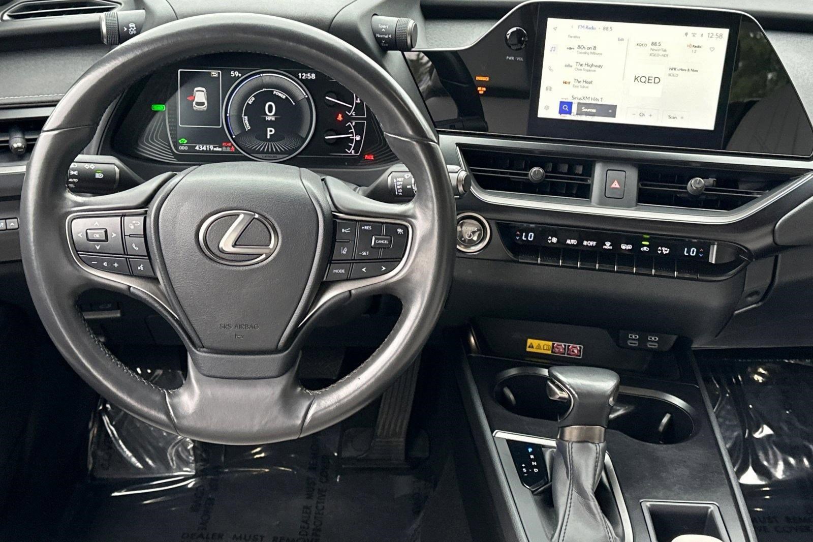 Used 2024 Lexus UX 250h FWD image 27