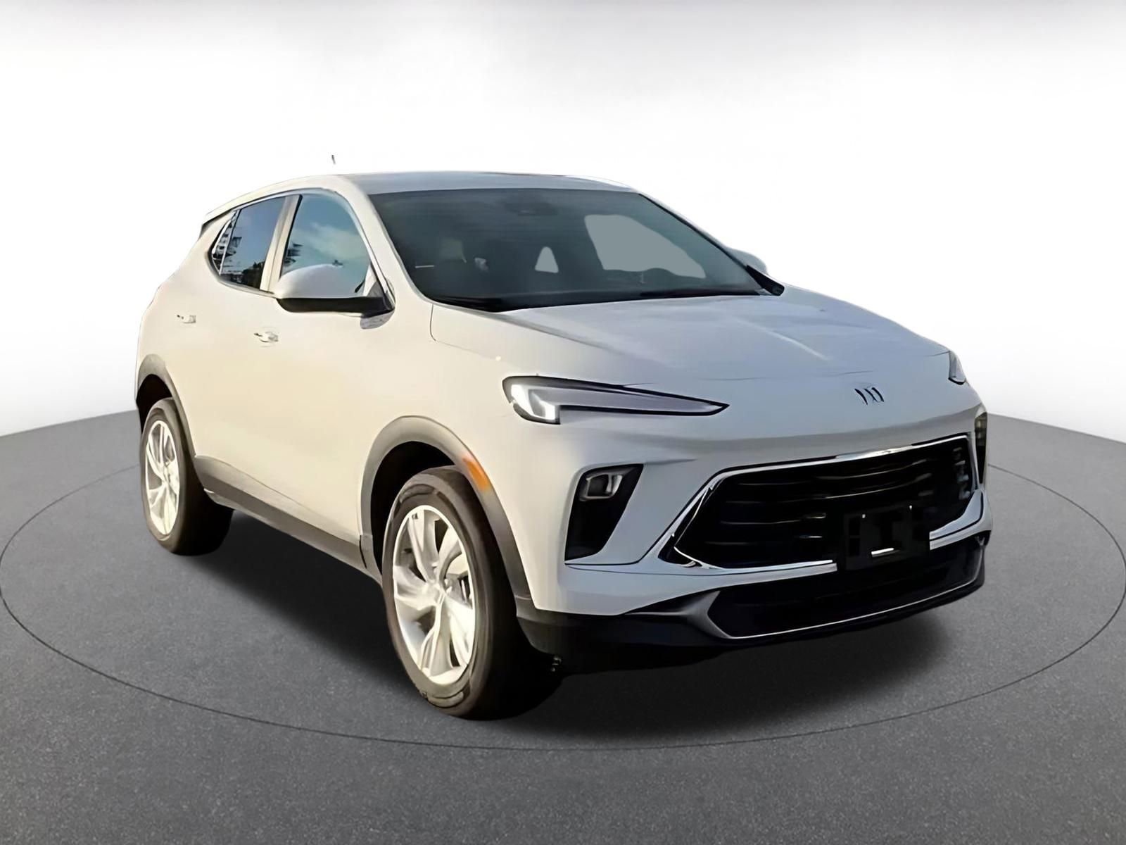 Used 2025 Buick Encore GX Preferred image 2