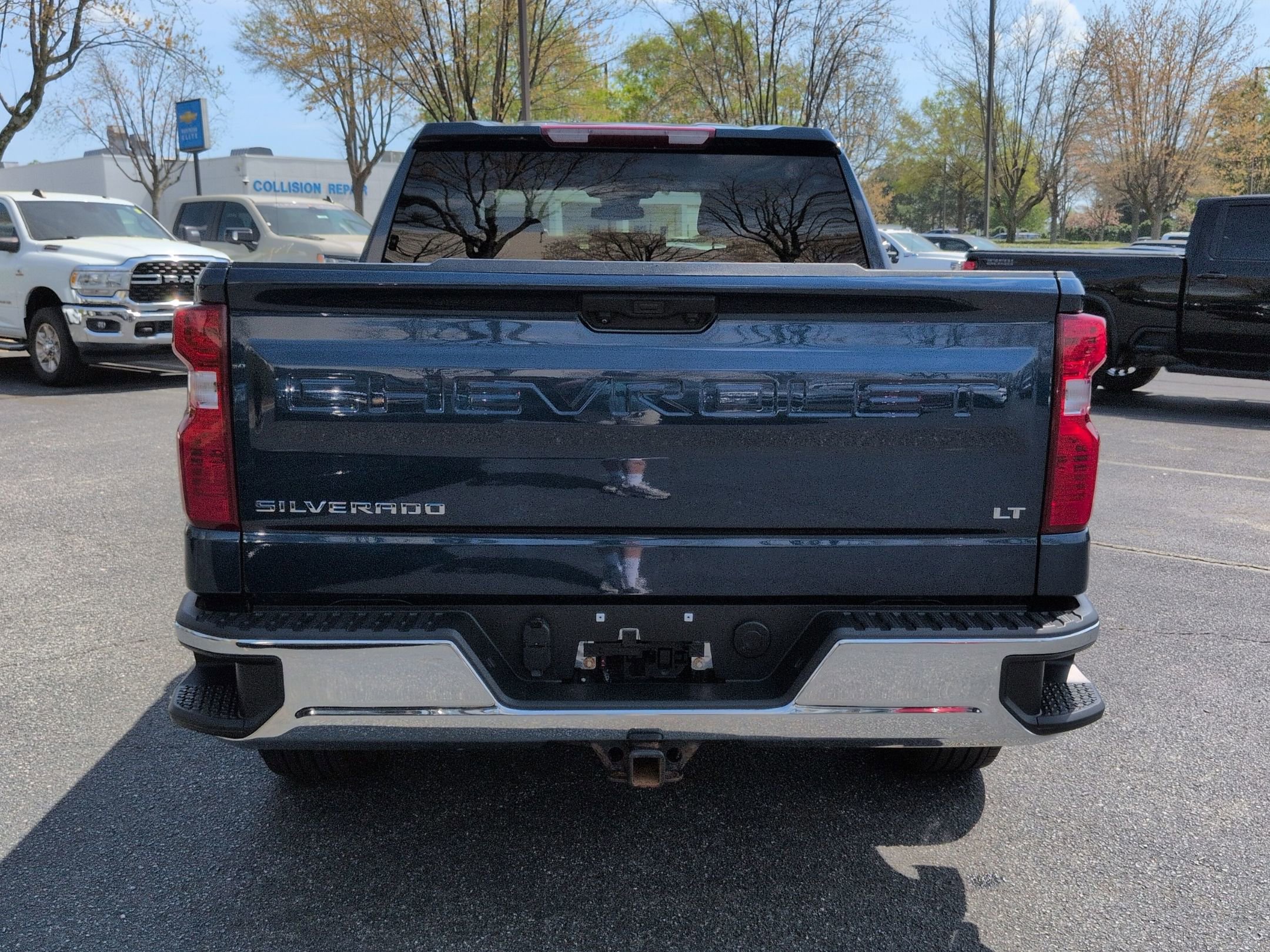 Used 2022 Chevrolet Silverado 1500 LT image 8