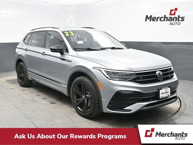 Used 2023 Volkswagen Tiguan SE R-Line AWD/4WD image 1