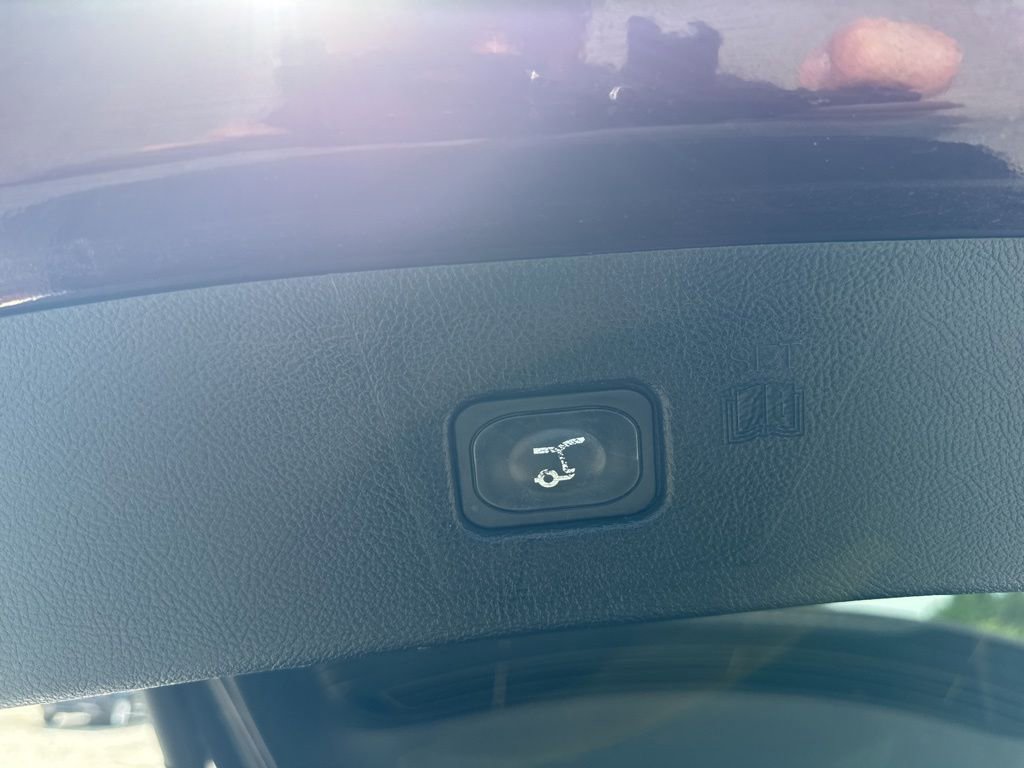 Used 2022 Ford Edge SEL w/ Convenience Package image 26