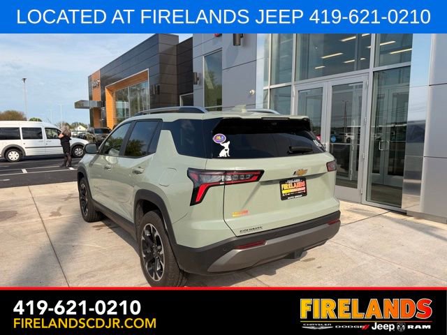 Used 2025 Chevrolet Equinox LT w/ Convenience Package II FWD image 4