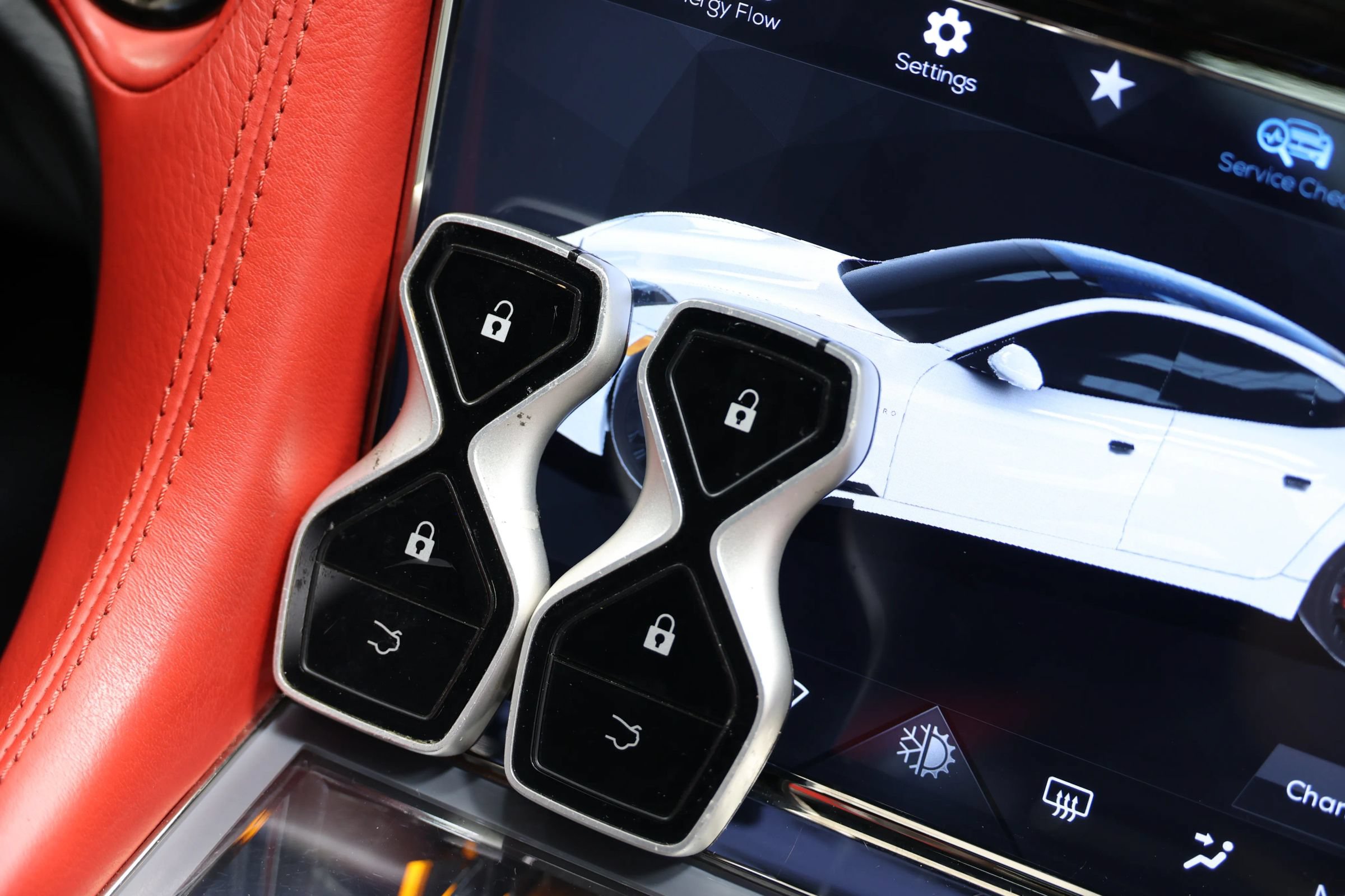 Used 2019 Karma Revero RWD image 5