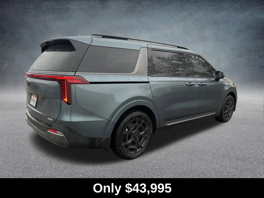 Used 2025 Kia Carnival SX Prestige video 4