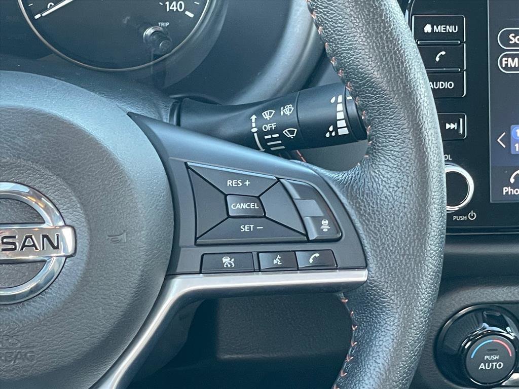 Used 2021 Nissan Kicks SR w/ SR Premium Package FWD image 14