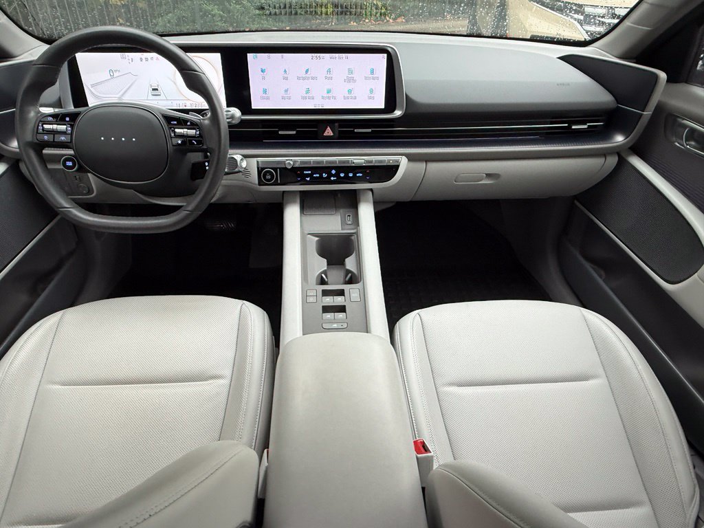 Used 2023 Hyundai Ioniq 6 Limited RWD image 26