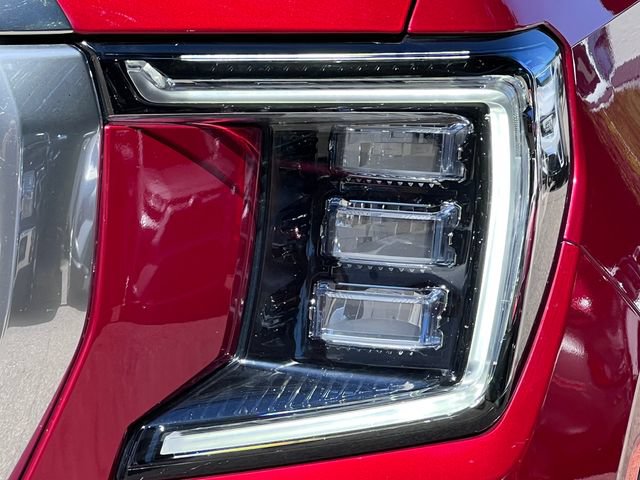 Used 2021 GMC Yukon Denali w/ Denali Premium Package AWD/4WD image 42