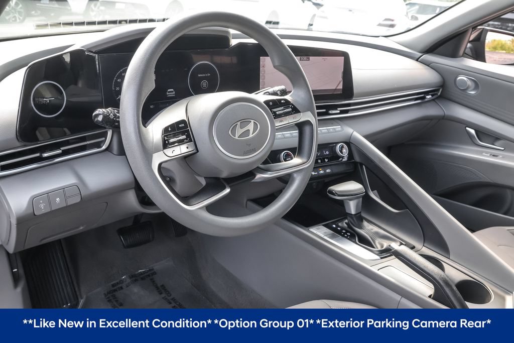 Certified 2024 Hyundai Elantra SEL FWD image 5