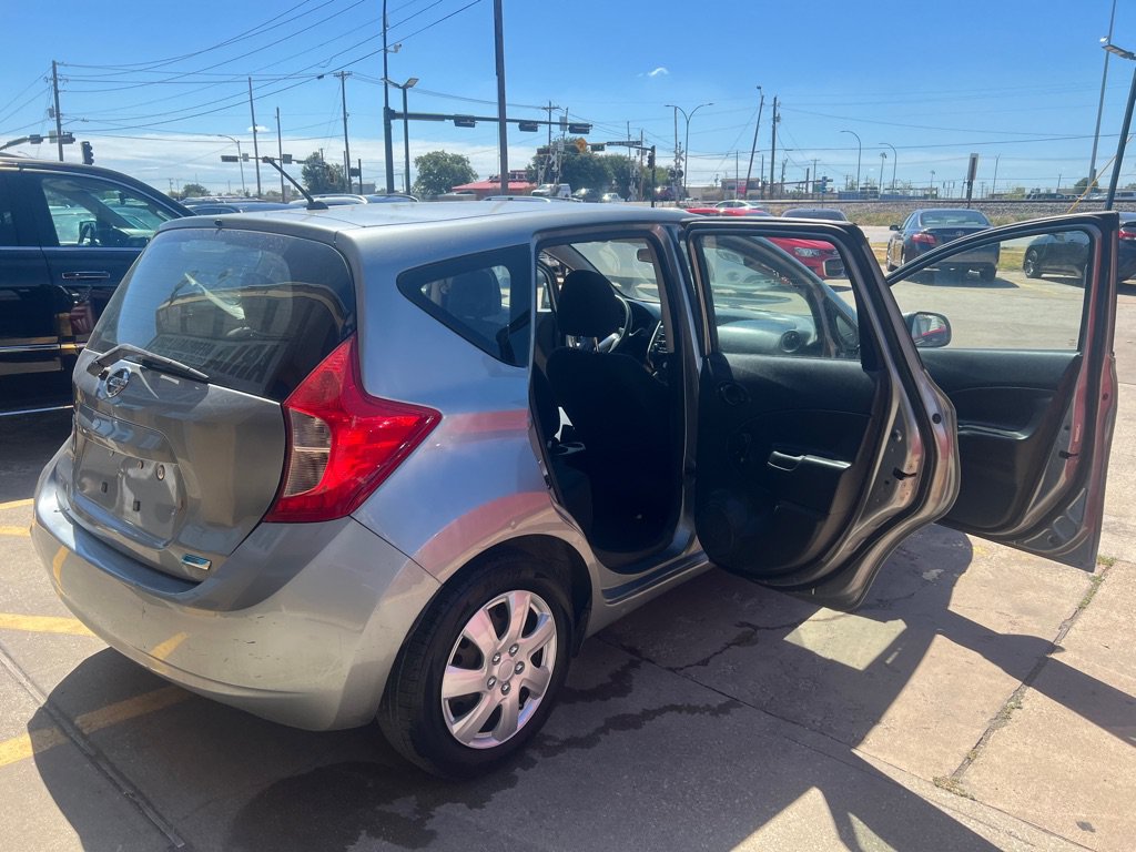 Used 2014 Nissan Versa Note S FWD image 12