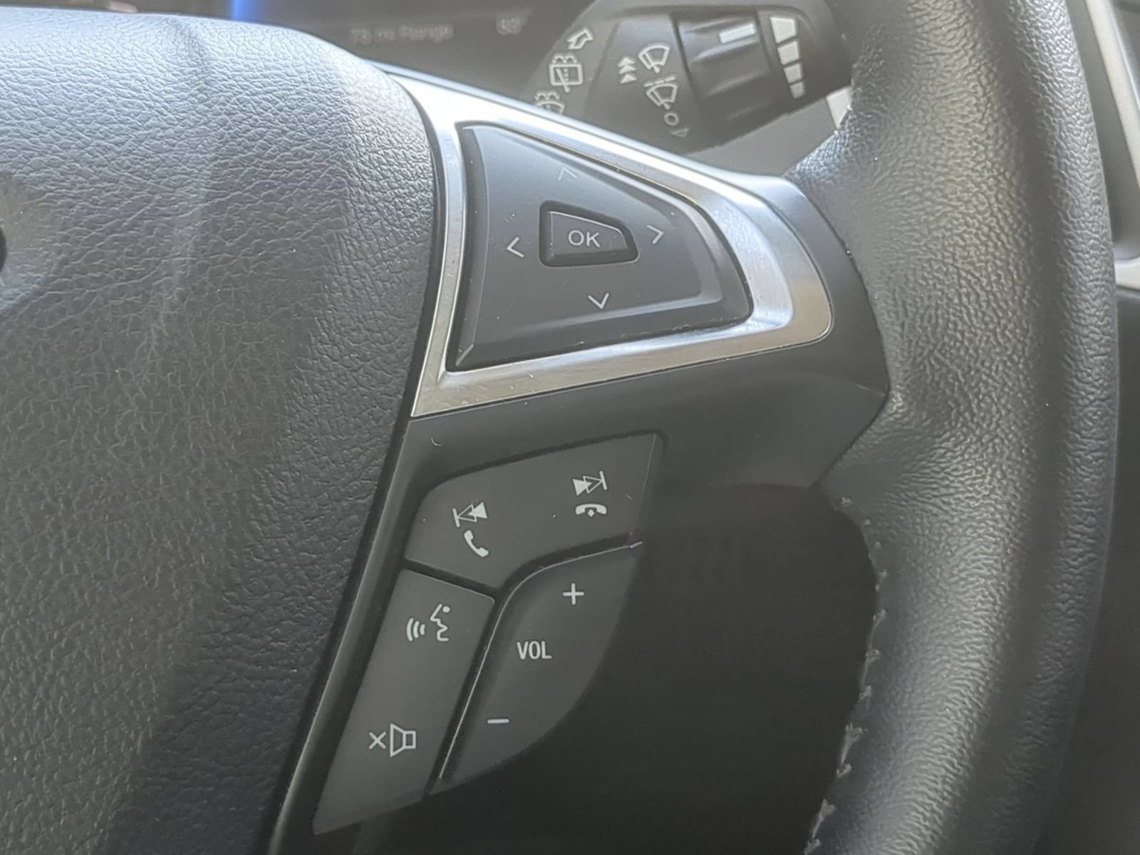 Used 2022 Ford Edge SEL w/ Convenience Package AWD/4WD image 18