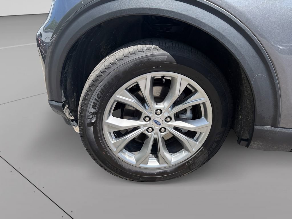 Used 2022 Ford Explorer Limited AWD/4WD image 9