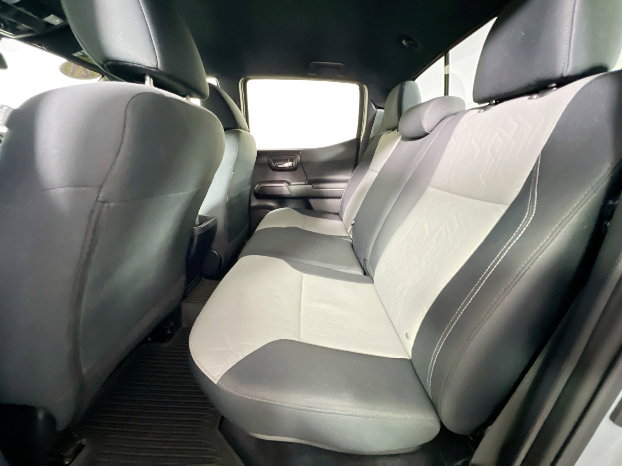 Used 2021 Toyota Tacoma TRD Off-Road image 29