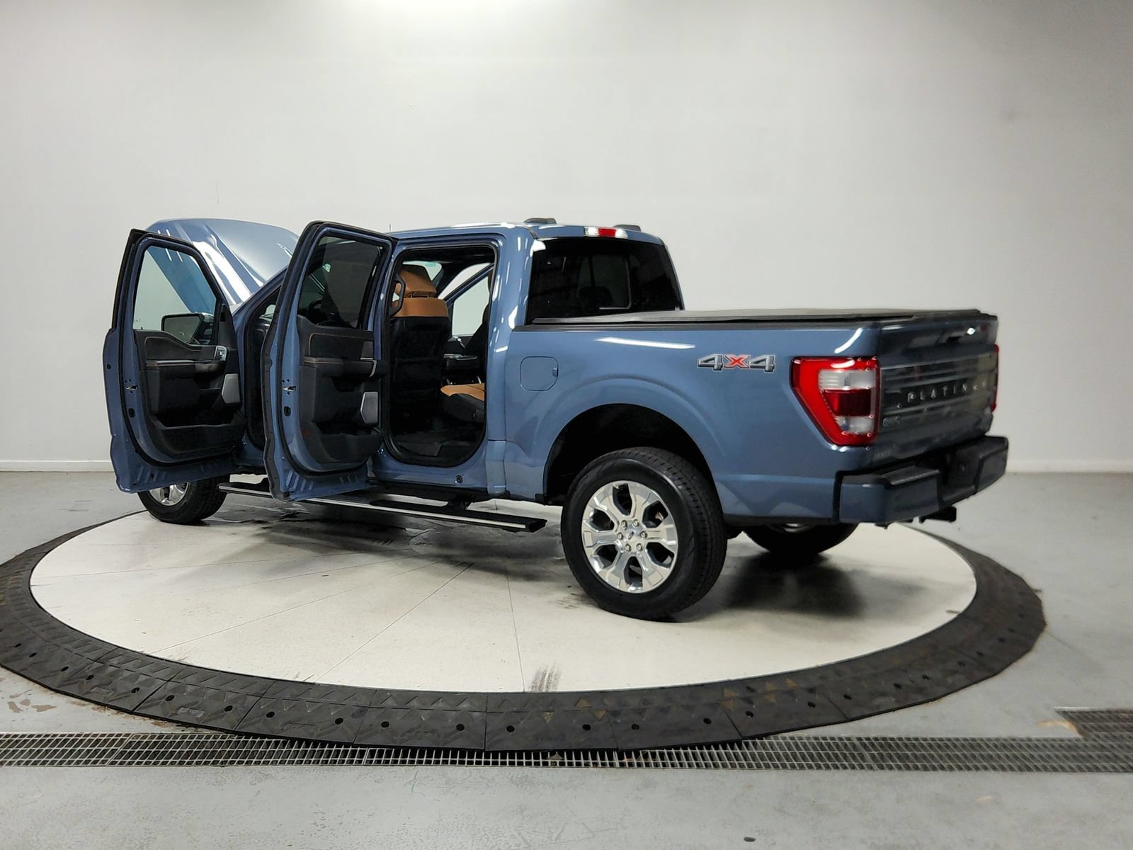 Used 2023 Ford F150 Platinum w/ Equipment Group 701A High AWD/4WD image 14