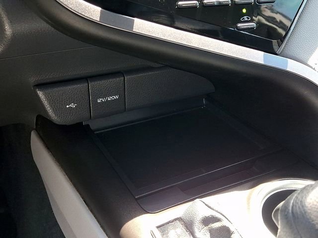 Used 2022 Toyota Camry LE FWD image 26