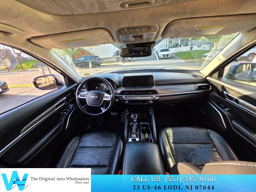 Used 2022 Kia Telluride SX w/ SX Prestige Package AWD/4WD image 8