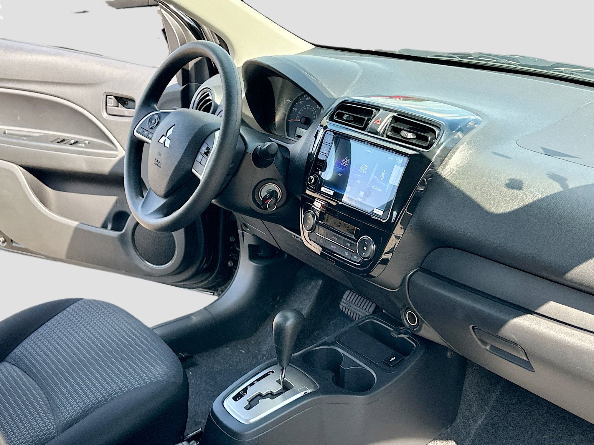 New 2024 Mitsubishi Mirage G4 ES image 5