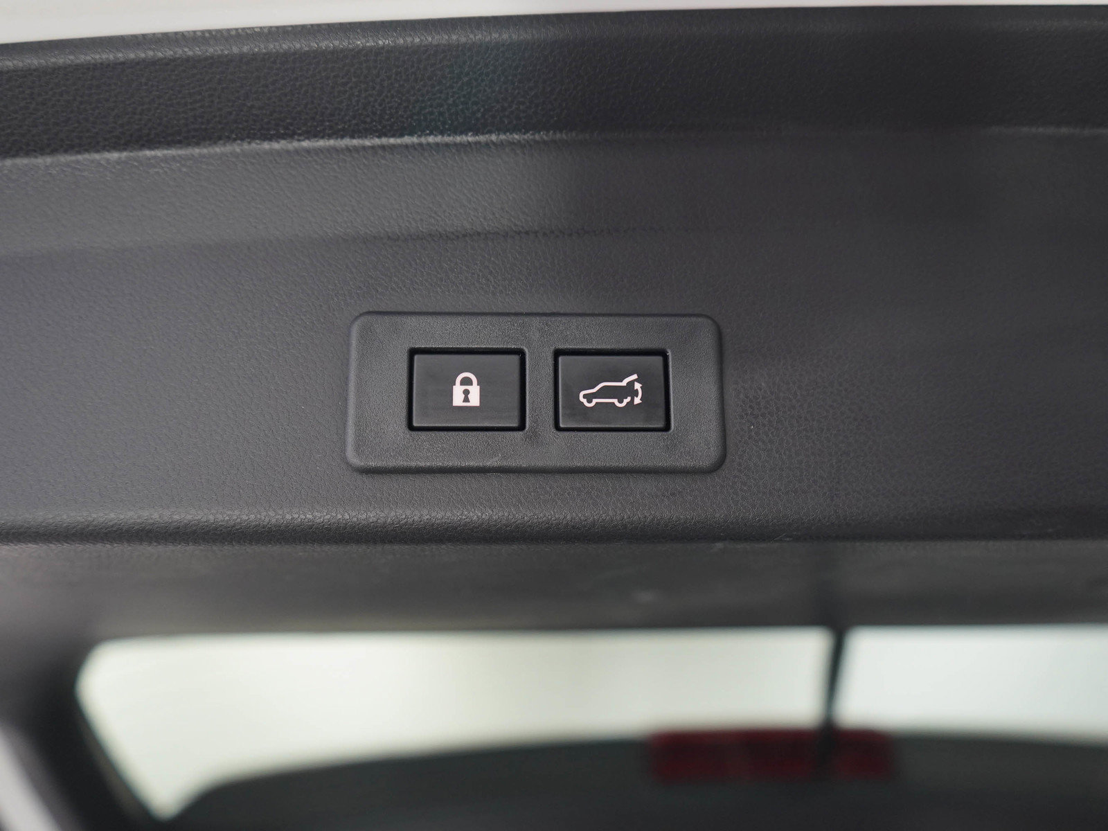 Used 2023 Subaru Ascent Premium AWD/4WD image 19