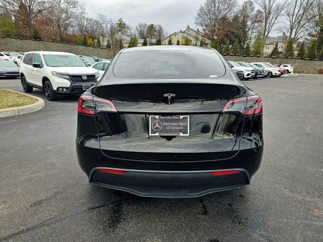 Used 2025 Tesla Model Y Long Range image 9