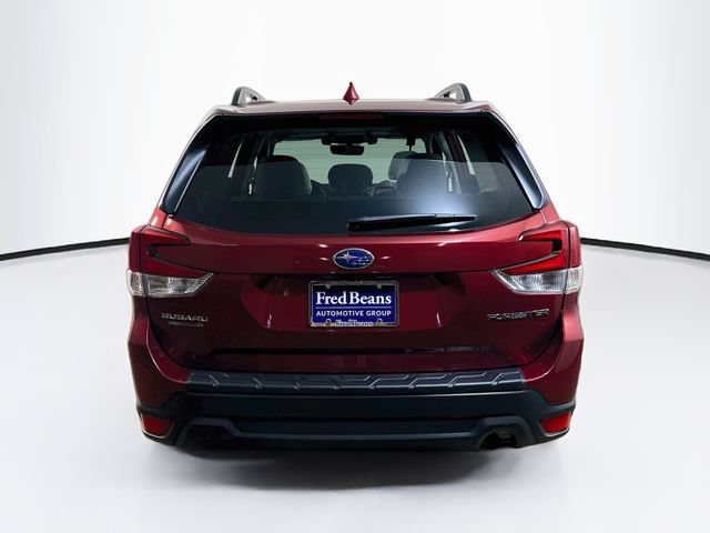 Used 2019 Subaru Forester Premium AWD/4WD image 10