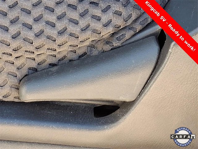 Used 2019 Nissan Frontier SV image 16