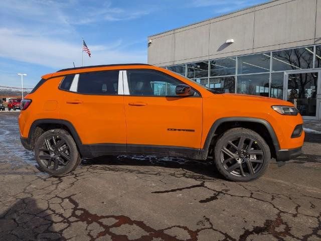 New 2026 Jeep Compass Latitude image 2