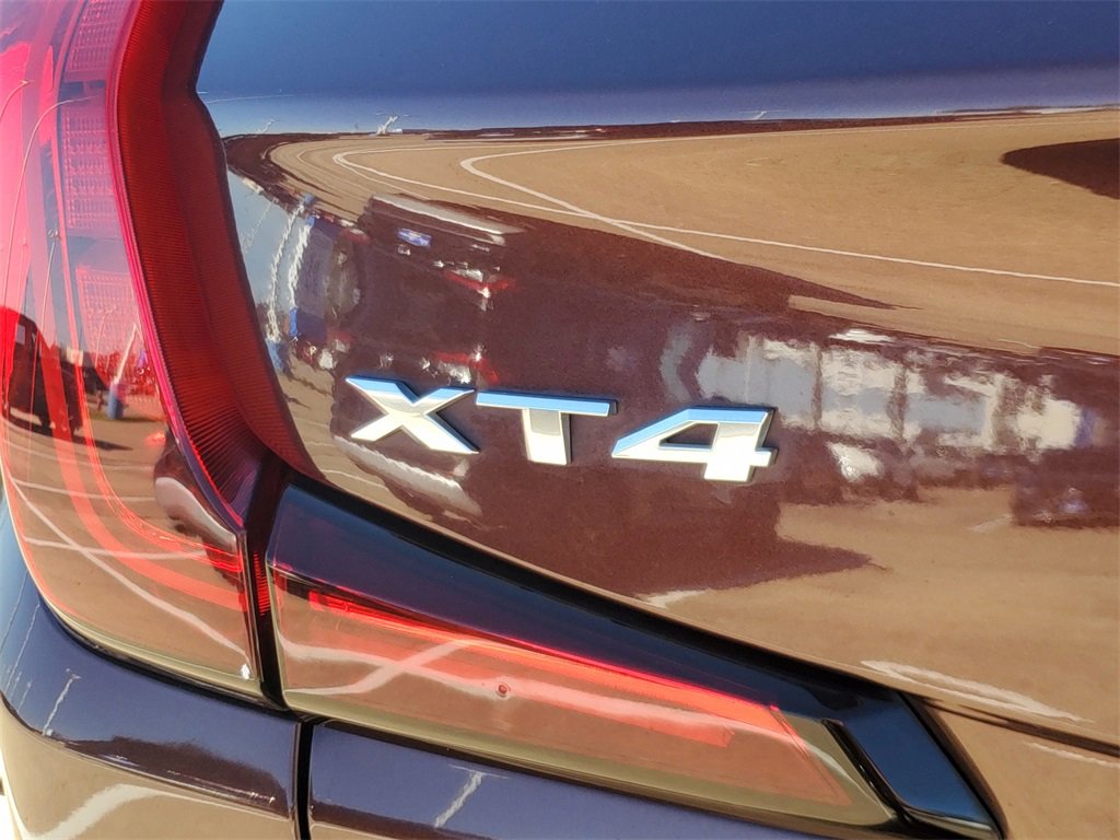 Used 2023 Cadillac XT4 Premium Luxury w/ Technology Package image 6