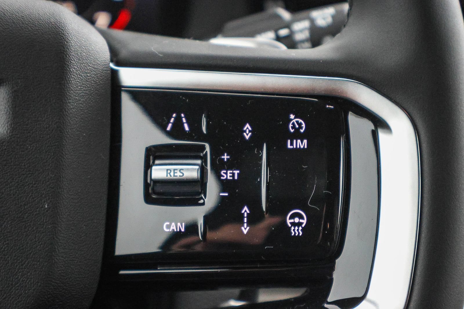 New 2026 Land Rover Discovery Sport Landmark AWD/4WD image 35
