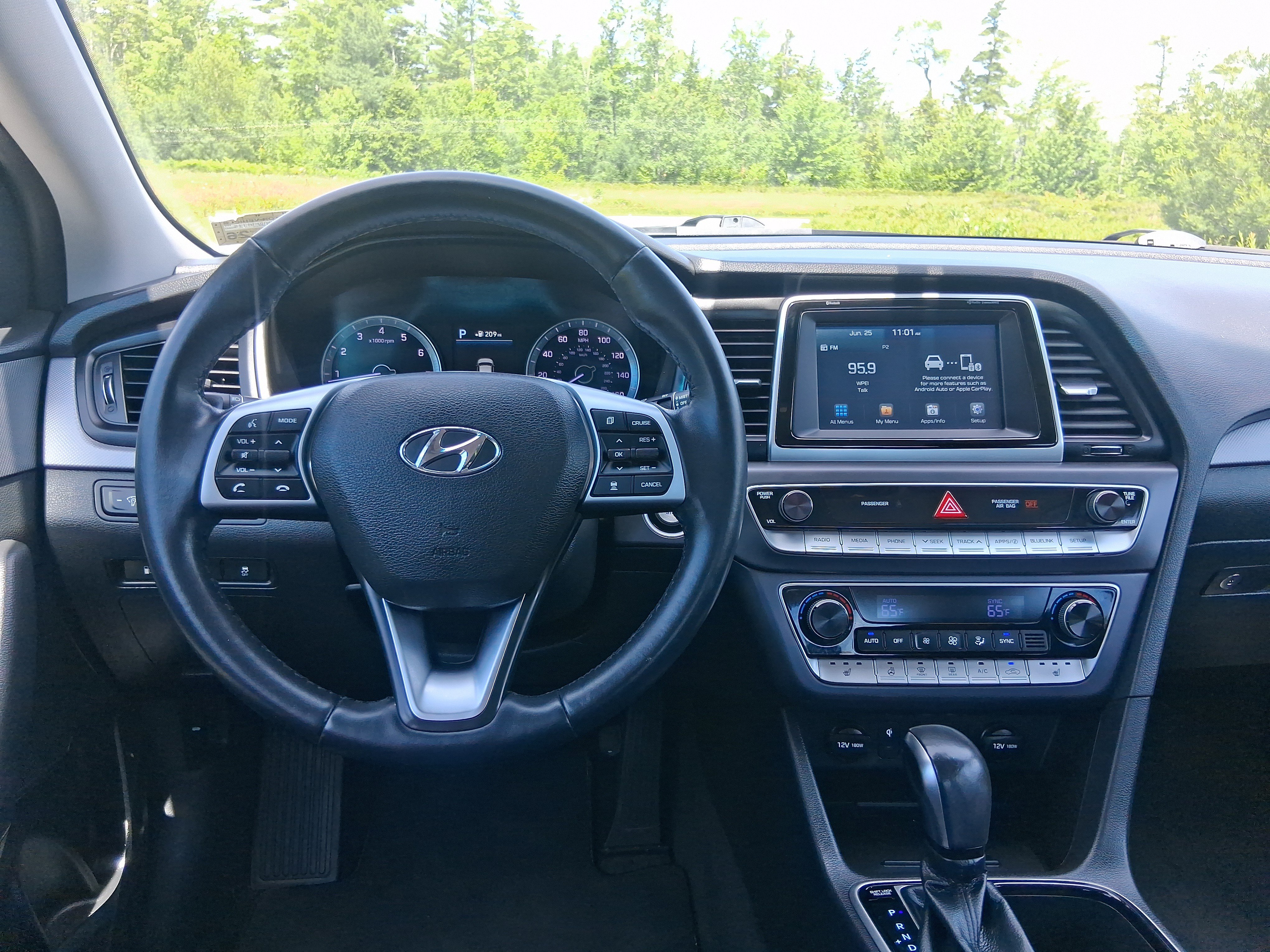 Used 2019 Hyundai Sonata SEL w/ Tech Package 02 FWD image 18