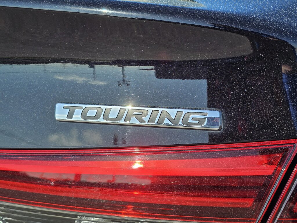 Certified 2023 Honda Civic Touring image 10
