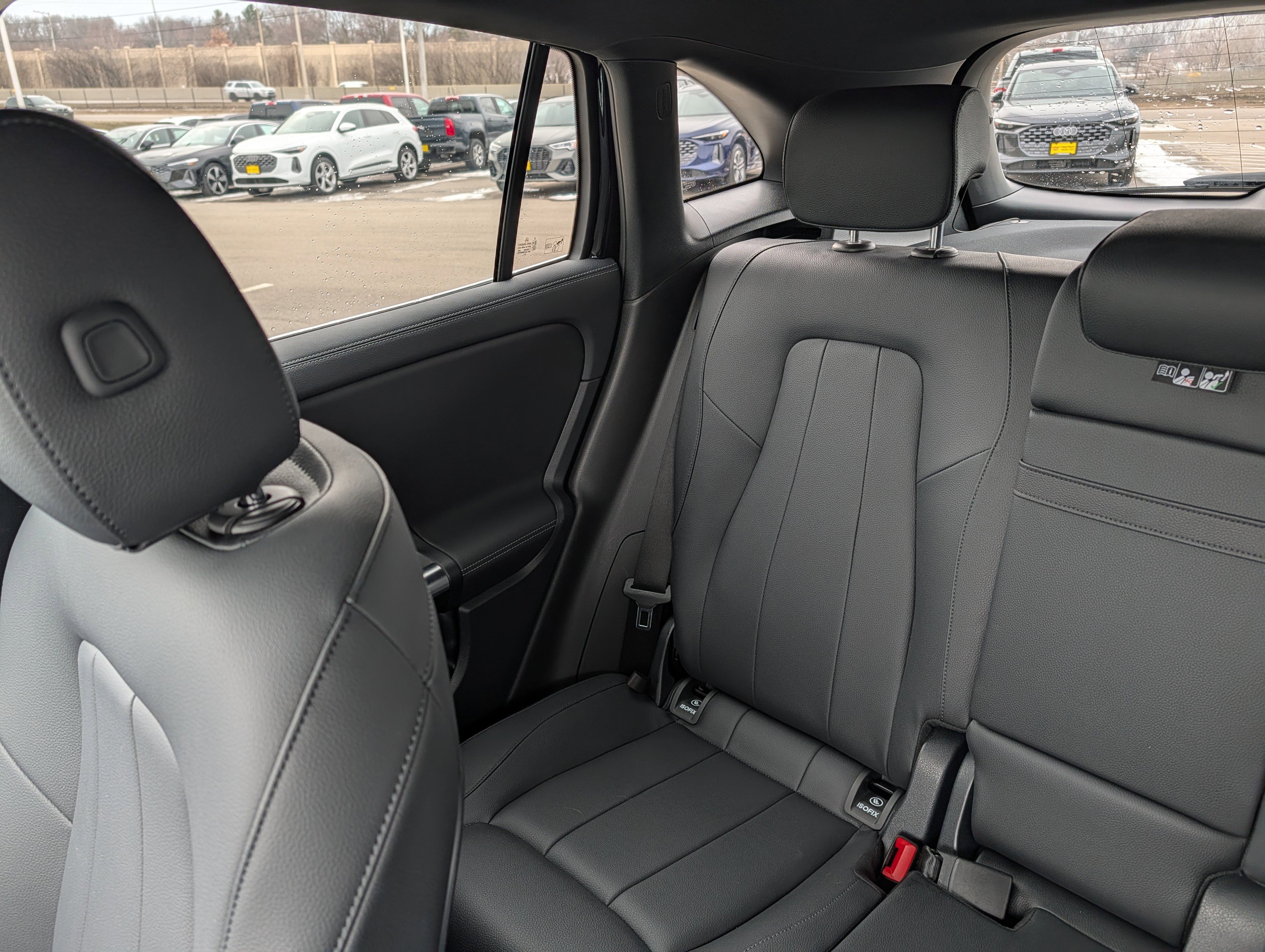 Used 2021 Mercedes-Benz GLA 250 4MATIC image 12