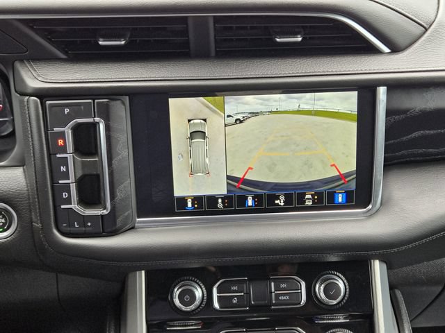 Used 2023 GMC Yukon XL Denali AWD/4WD image 18