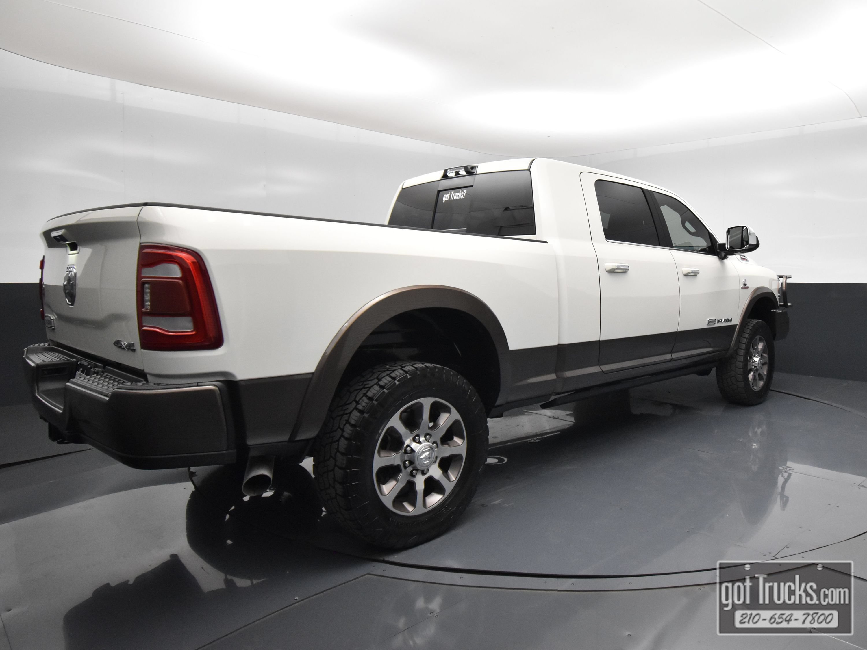 Used 2022 RAM 2500 Limited AWD/4WD image 47