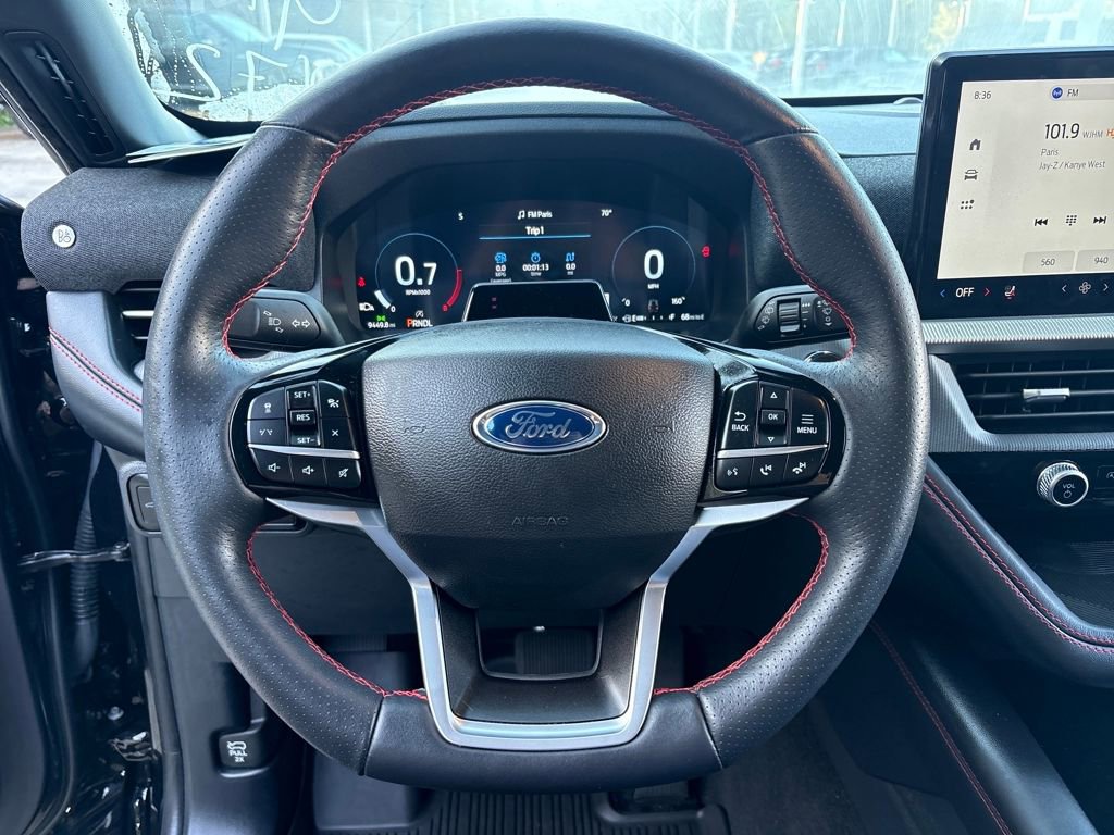 Used 2025 Ford Explorer ST-Line image 17