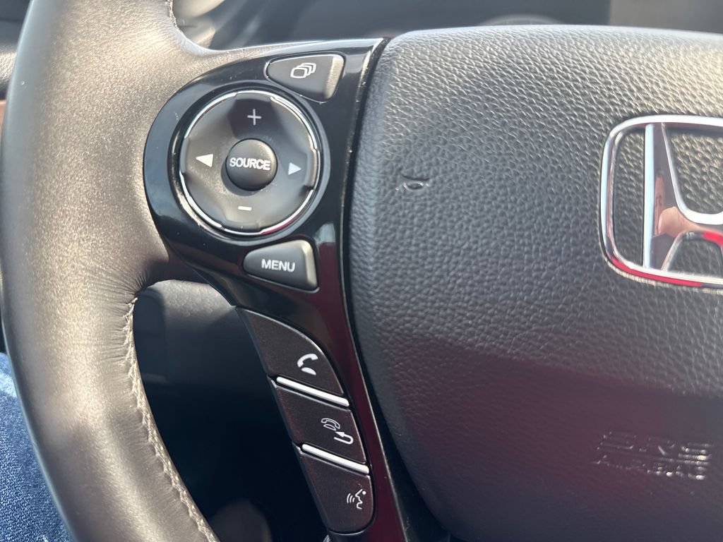 Used 2016 Honda Accord EX-L image 26