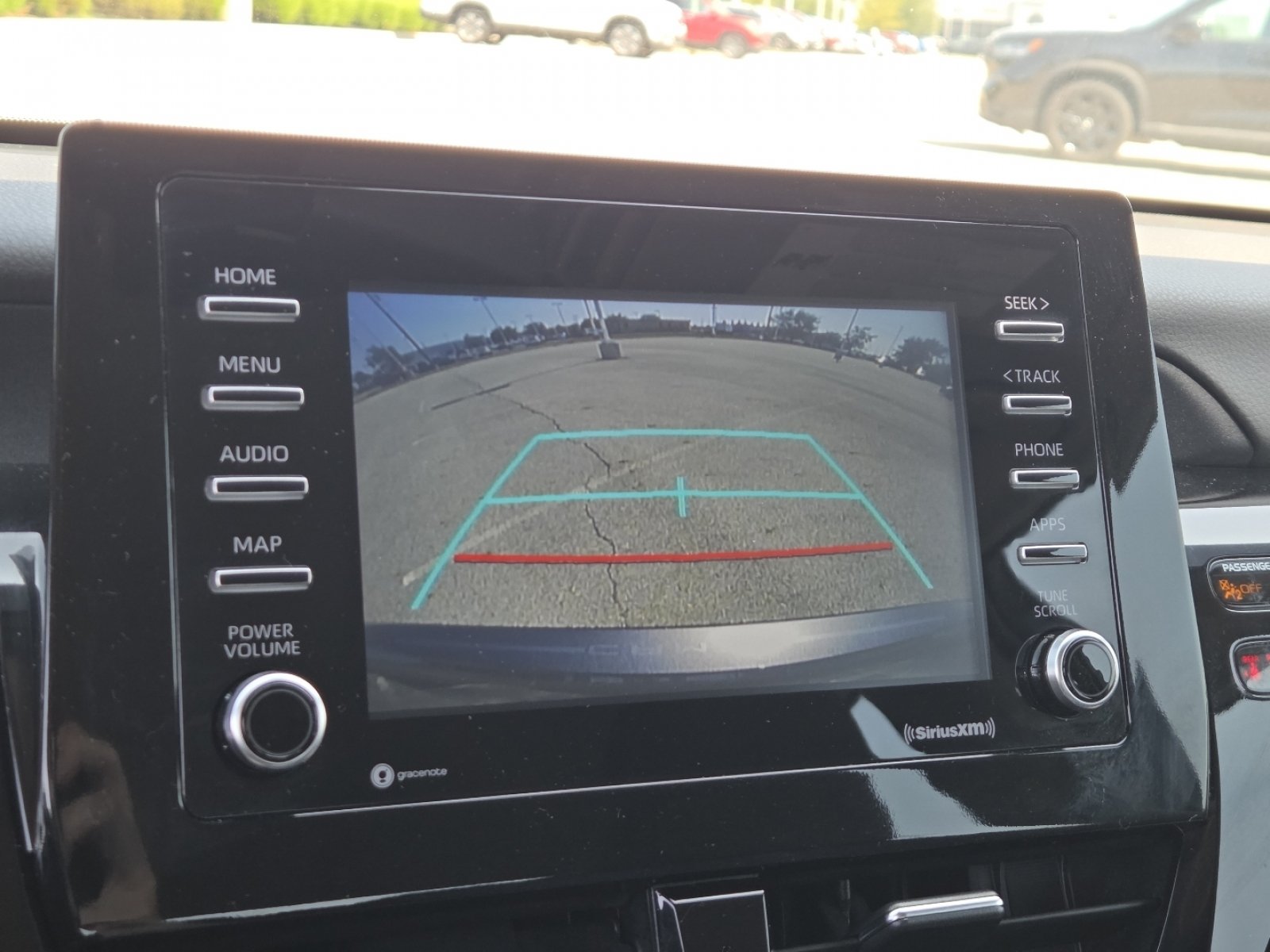 Used 2022 Toyota Camry LE w/ Carpet Mat Package (TMS) FWD image 9