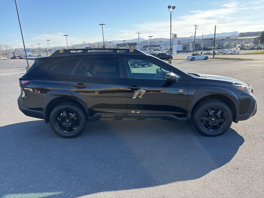 Used 2022 Subaru Outback Wilderness image 6
