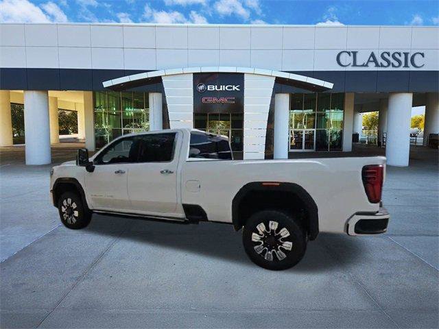 New 2026 GMC Sierra 3500 Denali w/ Denali Reserve Package image 6