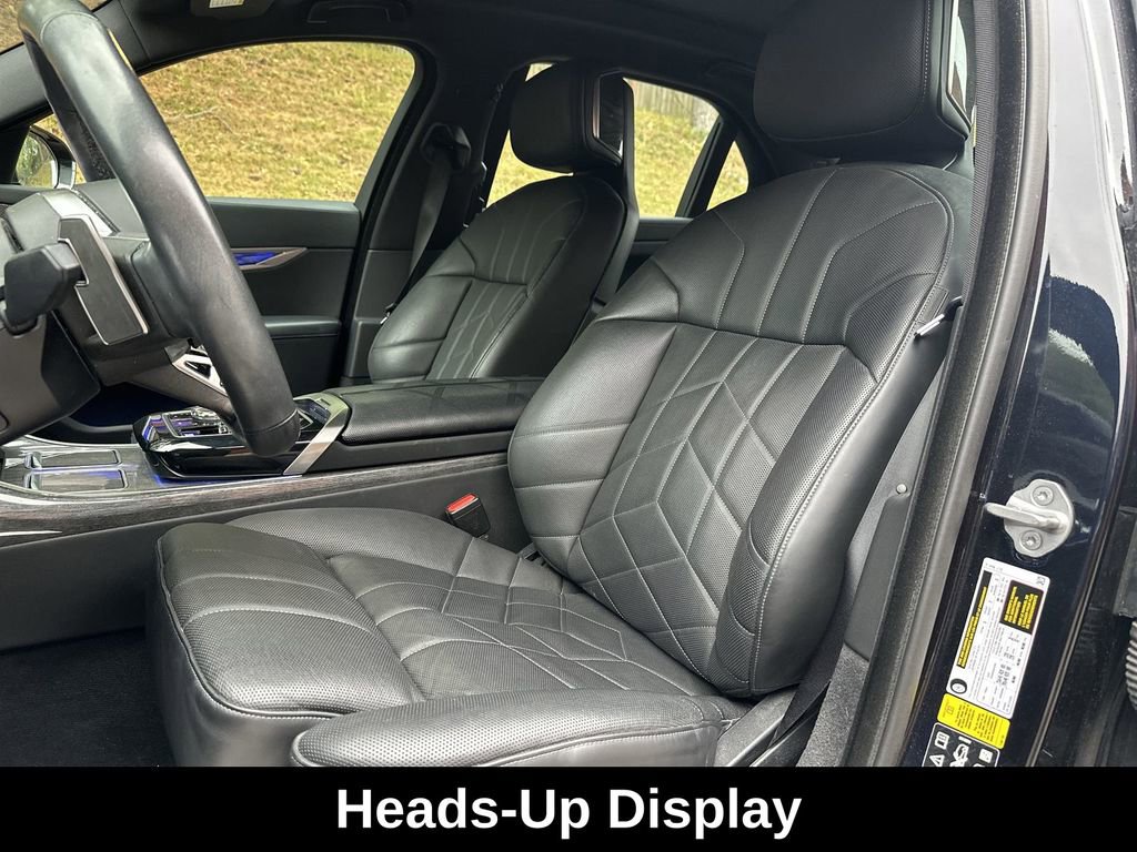 Used 2024 BMW 740i xDrive image 15