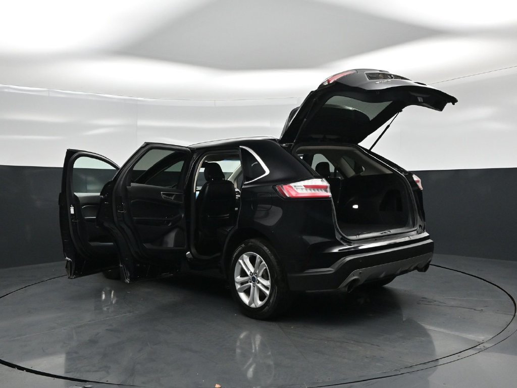 Used 2019 Ford Edge SEL w/ Equipment Group 201A AWD/4WD image 32