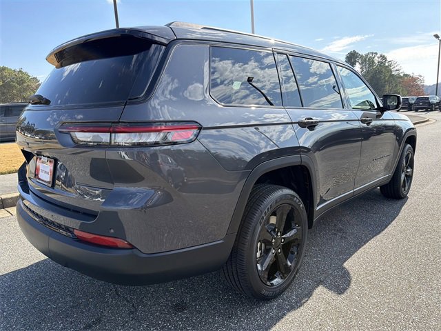 New 2025 Jeep Grand Cherokee L Altitude image 5