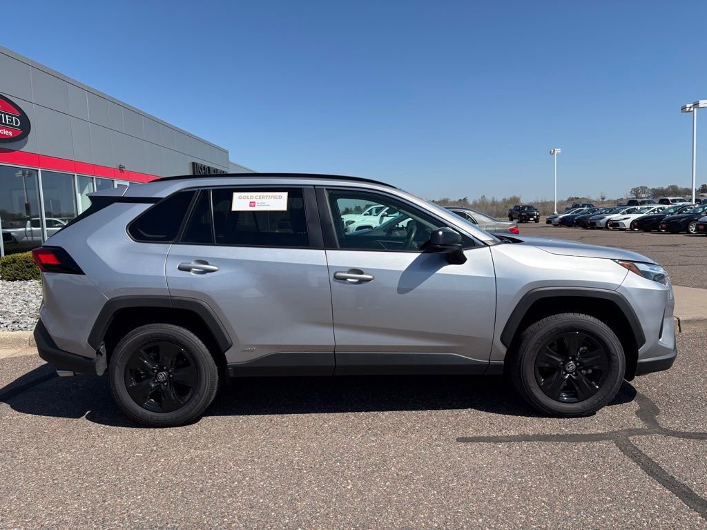 Certified 2025 Toyota RAV4 LE AWD/4WD image 2