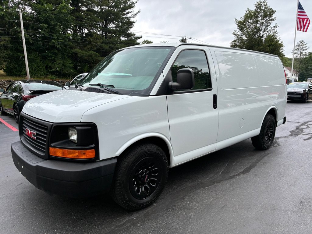 Used 2012 GMC Savana 1500 AWD image 2