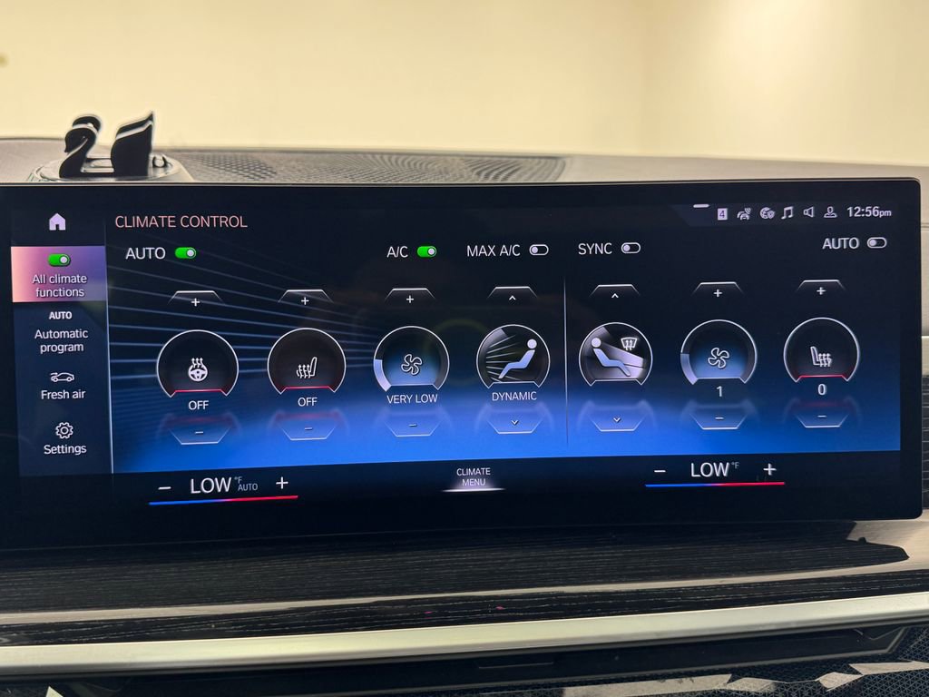 Used 2023 BMW X7 xDrive40i w/ M Sport Package image 20