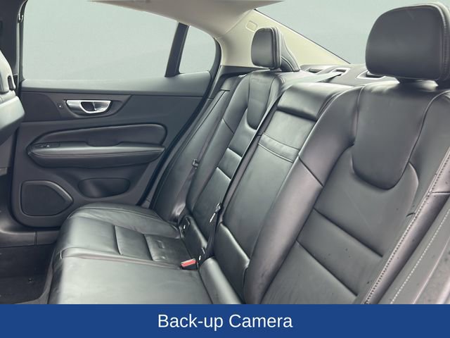 Used 2022 Volvo S60 B5 Inscription image 16