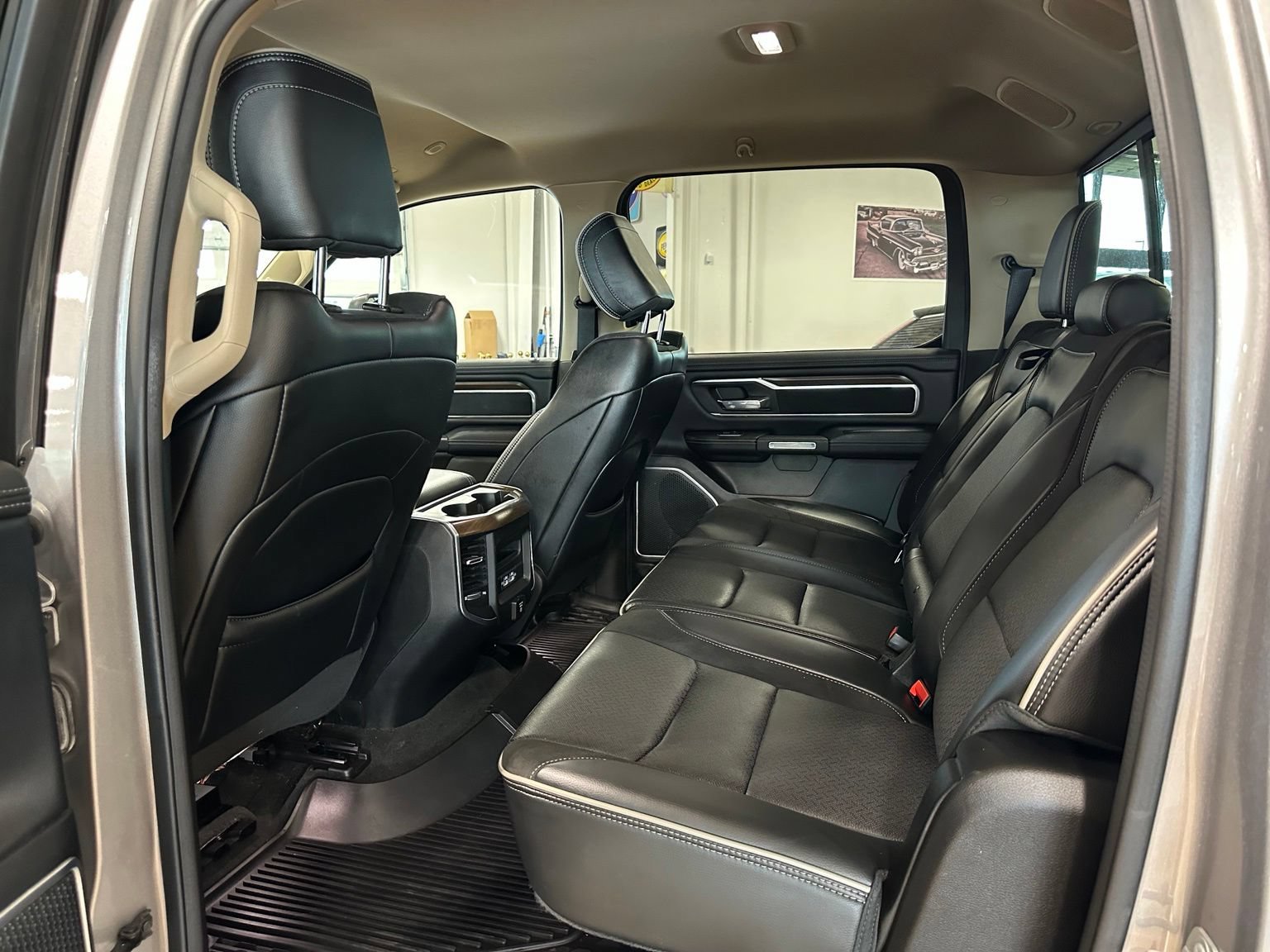 Used 2021 RAM 1500 Laramie AWD/4WD image 37