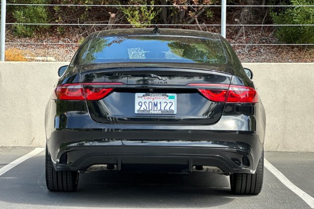 Used 2024 Jaguar XF R-Dynamic SE AWD/4WD image 4