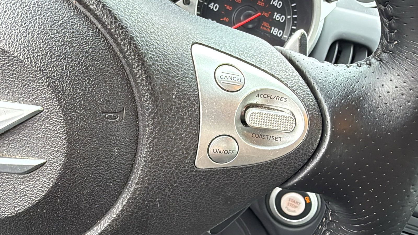 Used 2013 Nissan 370Z Coupe image 11