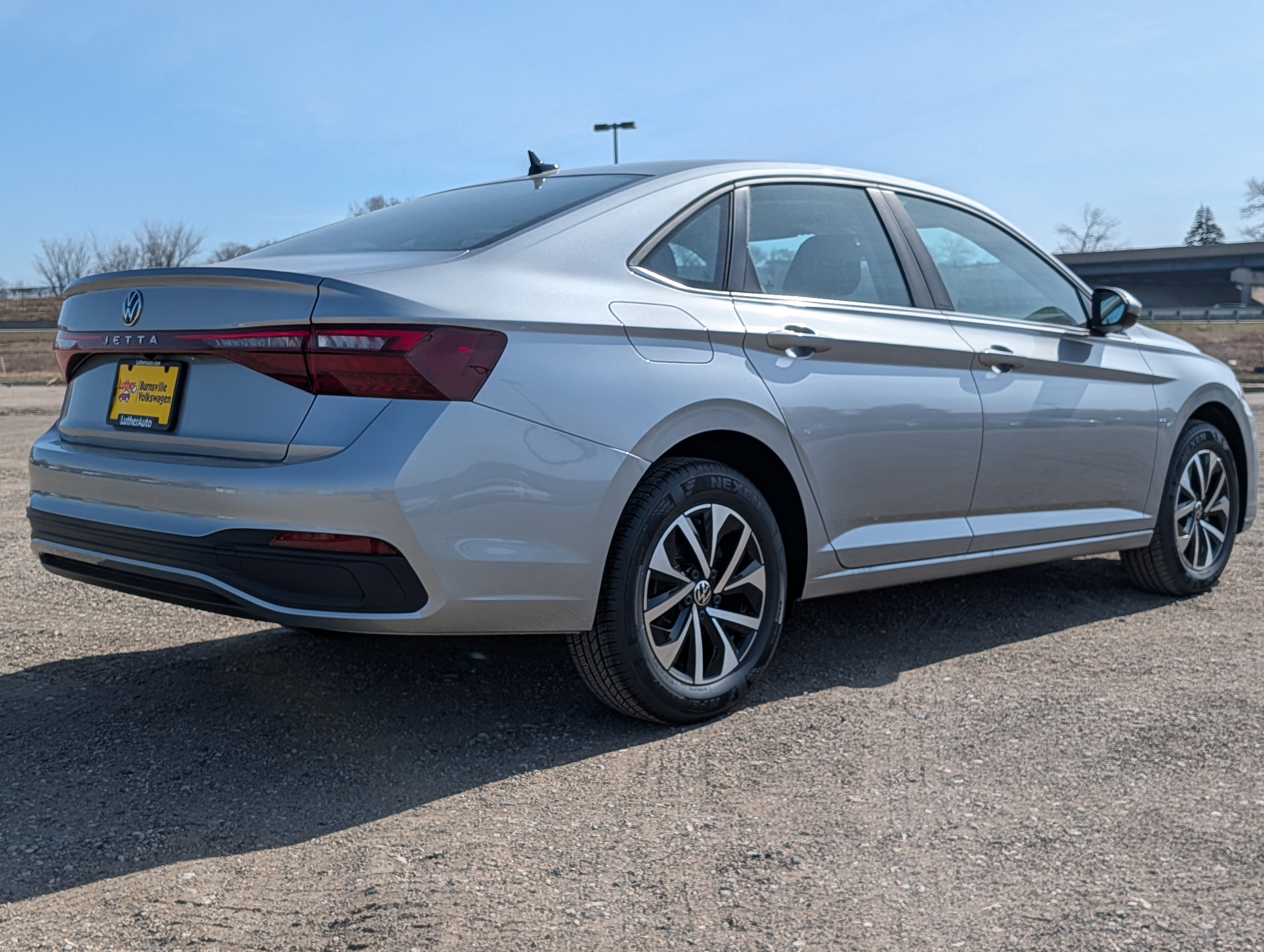 New 2026 Volkswagen Jetta SE image 16